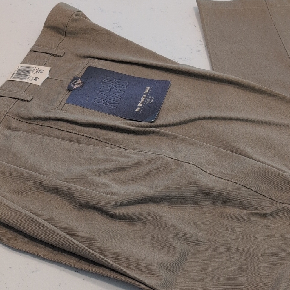 Classic Dockers Khaki Men's Pants